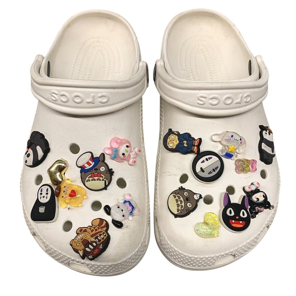 Crocs Classic Clog Shoes Womens 8 White Studio Ghibli Jibbitz Charms Slip On